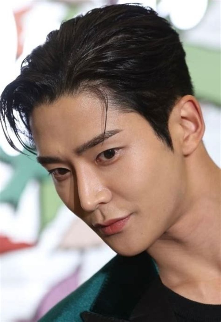 Kim Seok-woo