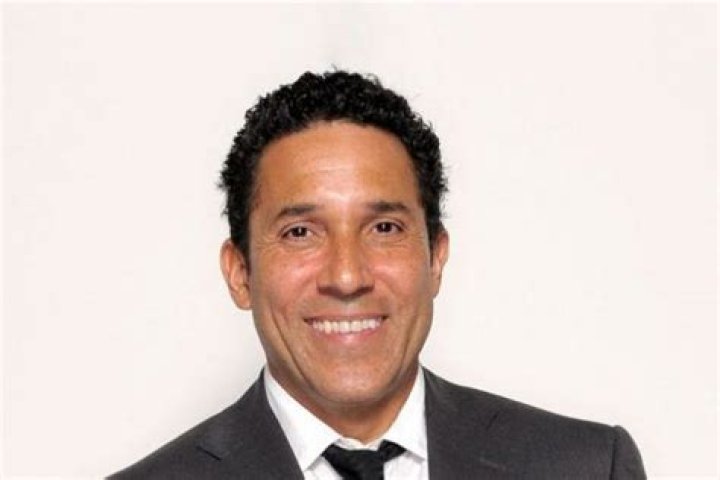 Oscar Nunez Talks About His Personal Life