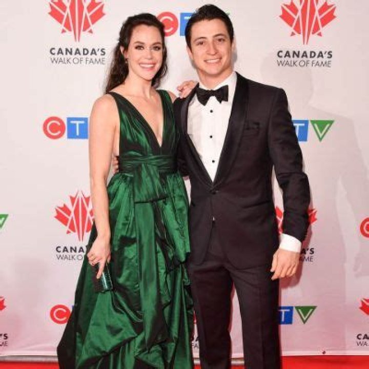 Who Is Jaclyn Mascarin | Meet Scott Moir Wife | Married Life And Kids Detail